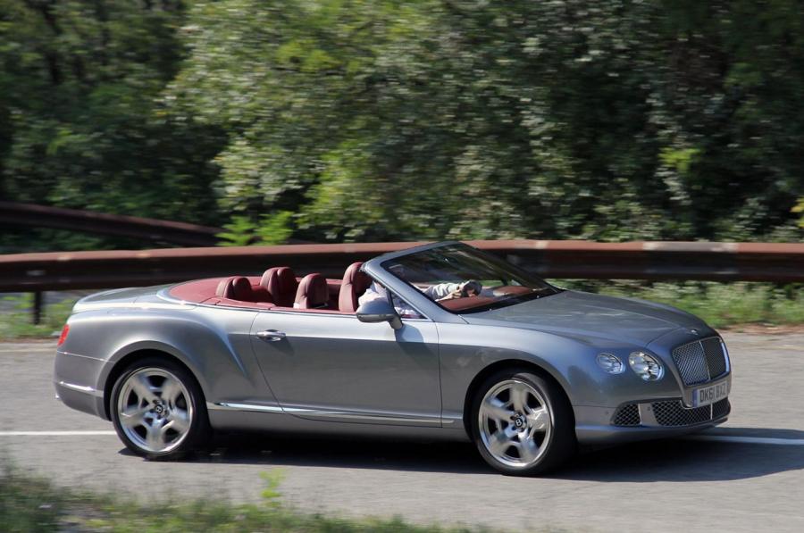  Bentley Continental GTC 2012 года  (фото 61 из 141)